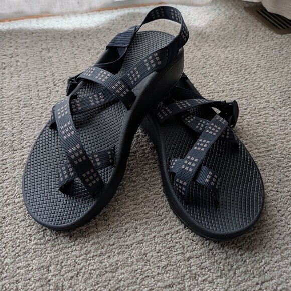 Men's Chaco Cloud Sandal, size 11, unworn - Picture 1 of 3